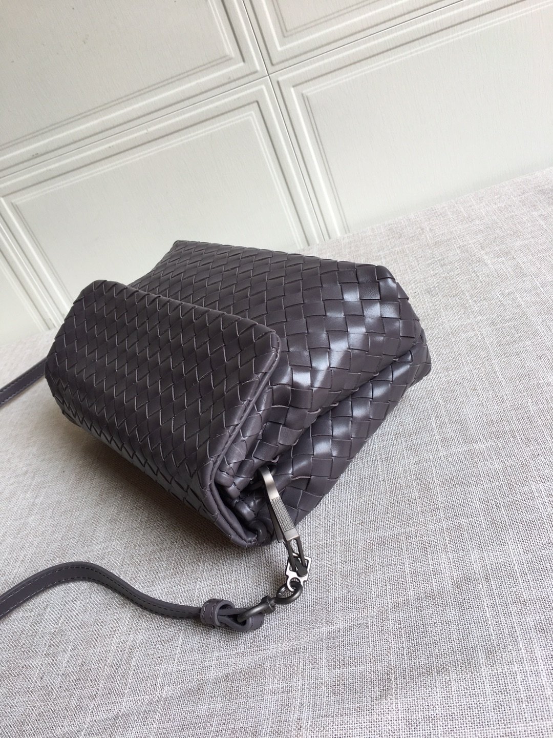 Bottega Veneta Classic Intrecciato Dark Brown. For Women. Women's Bags 8.9in/22.5cm - Soul Replicas