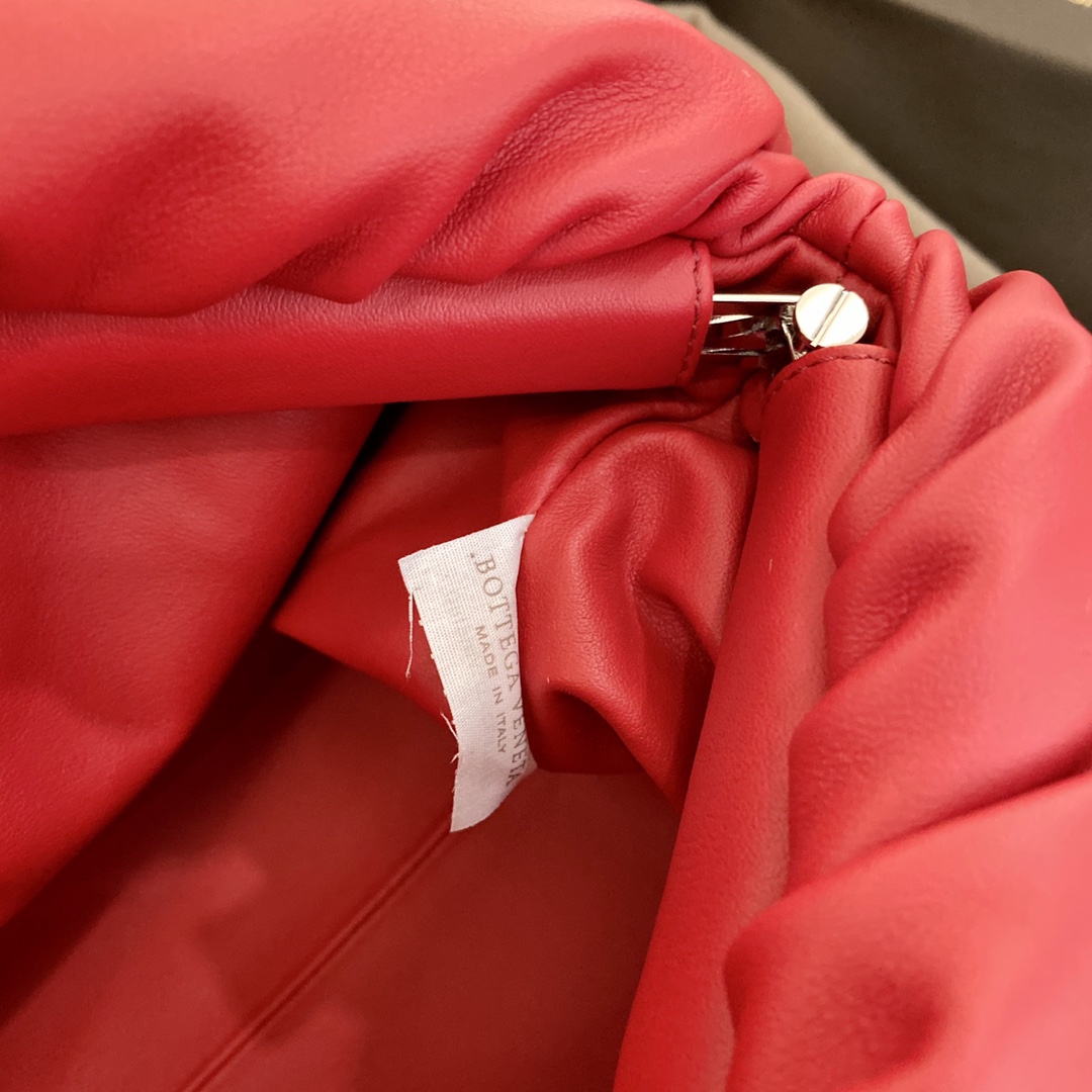 Bottega Veneta Chain Pouch Red. For Women. Women's Bags 12.2in/31cm - Soul Replicas