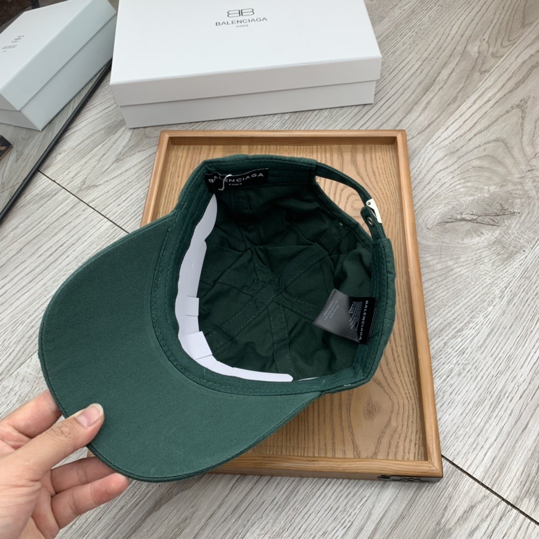 Balenciaga Diagonal Cap In Green - Soul Replicas