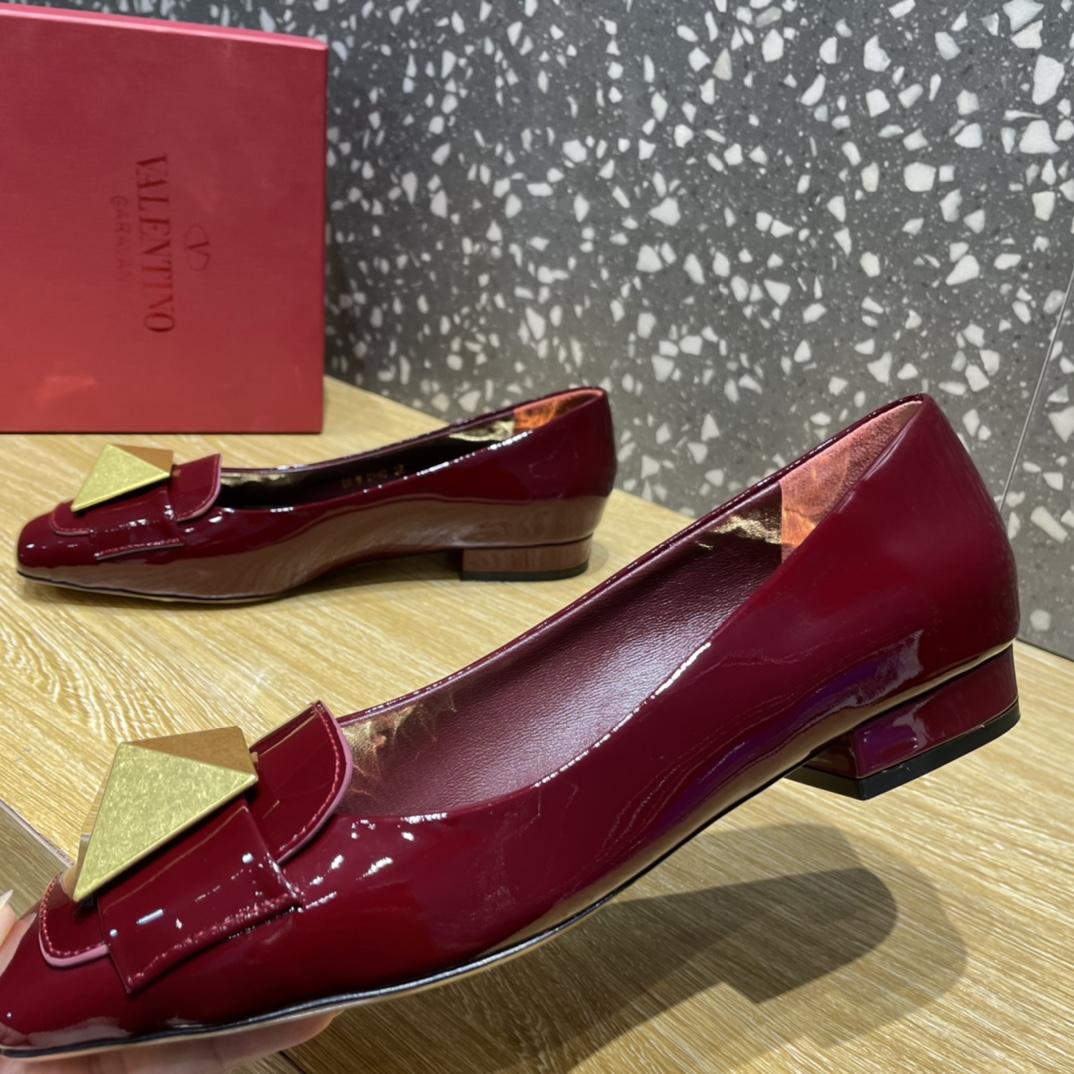 Valentino Garavani One Stud Patent Ballet Flats Red Plum For Women - Soul Replicas