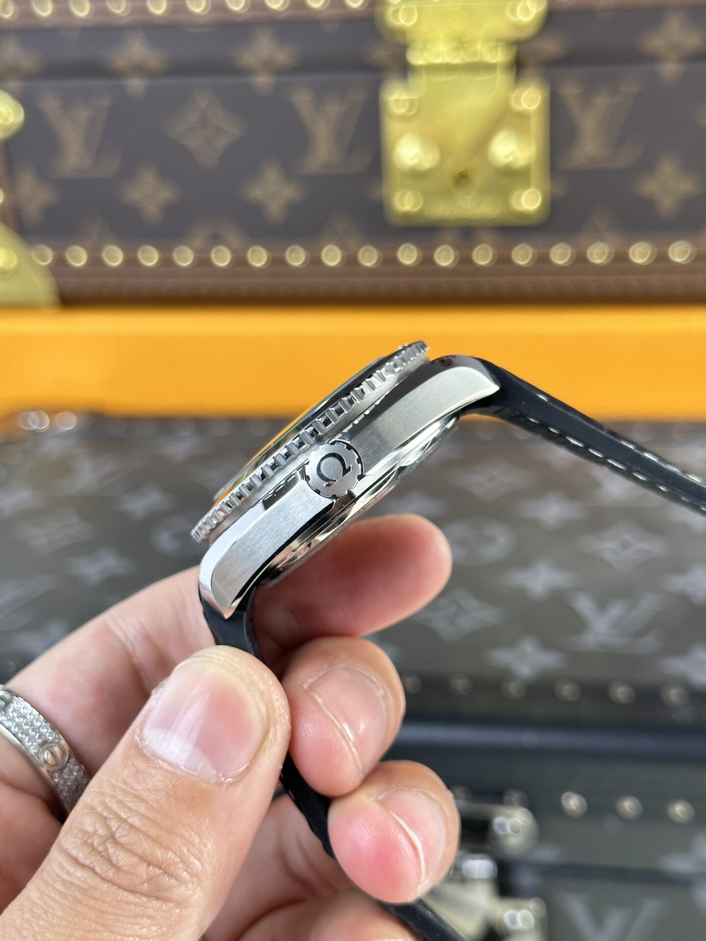 Omega Seamaster Planet Ocean Replica Watch Black Dial VS Factory 39.5mm - Soul Replicas