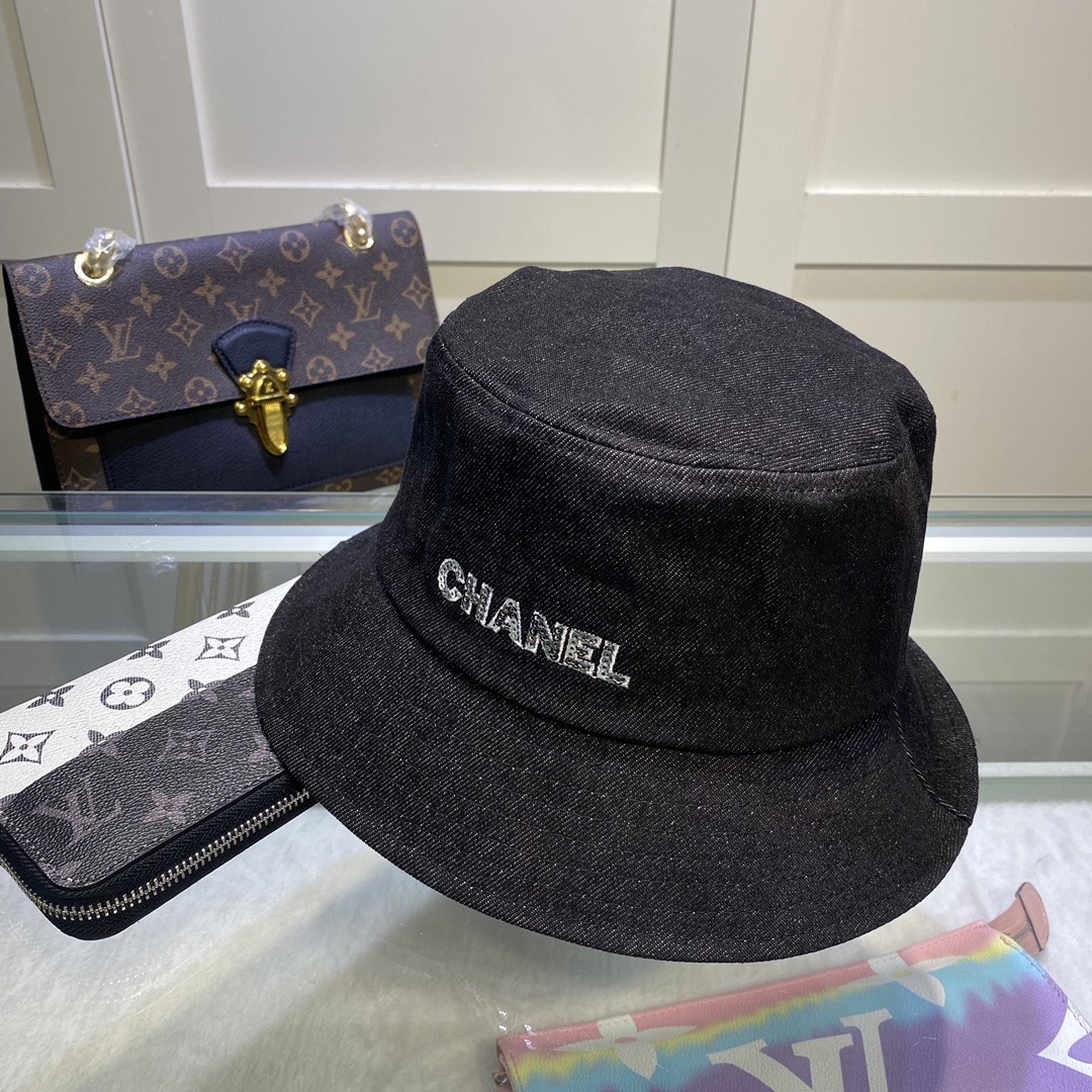 Chanel Cloche Black - Soul Replicas