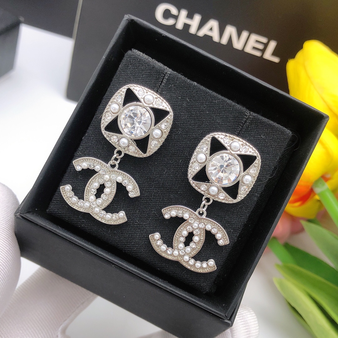 Chanel Earrings - Soul Replicas