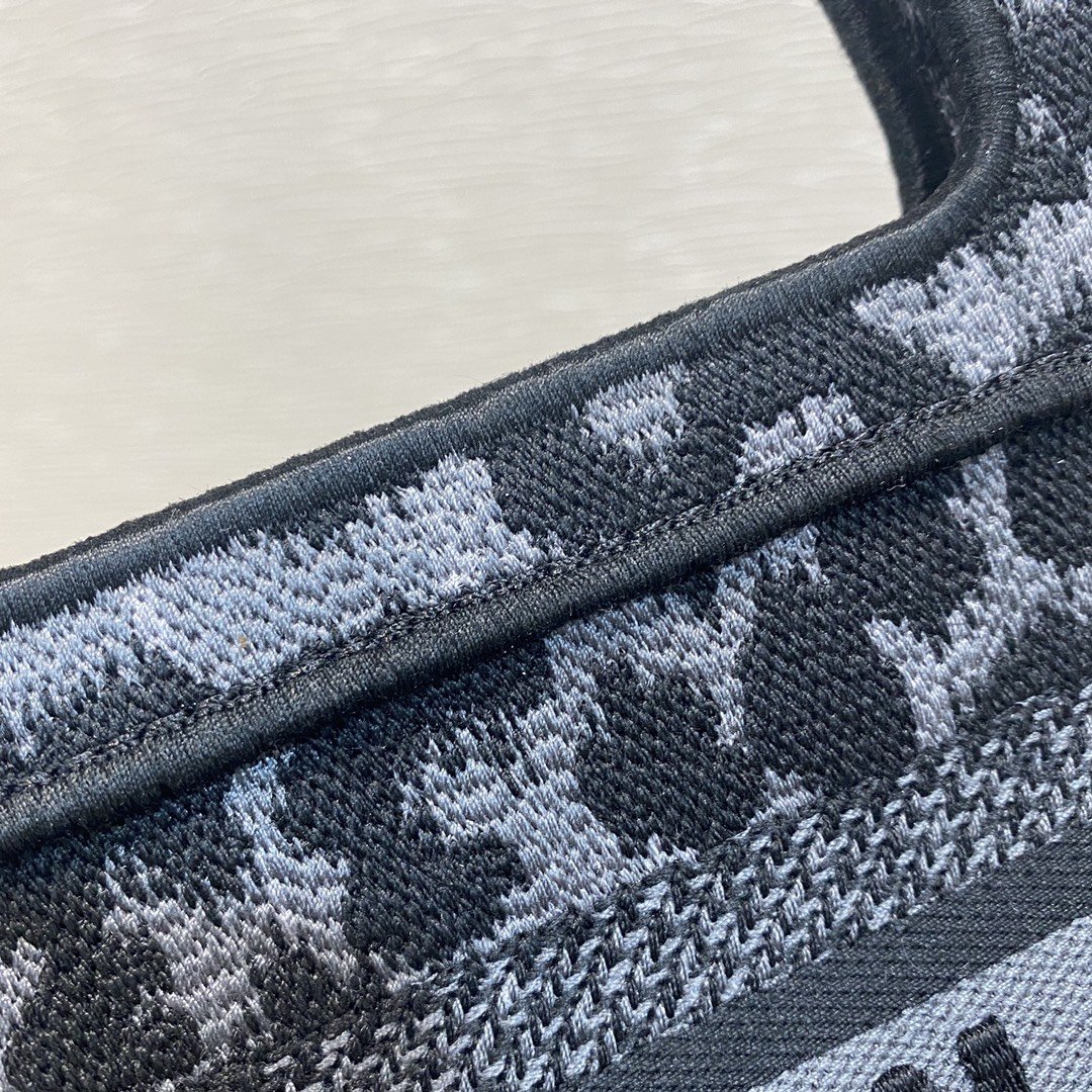 Christian Dior Mini Dior Book Tote Mizza Embroidery. Blue/Black. For Women Women-s Handbags. 23cm CD S5475ZRHM_M962 - Soul Replicas