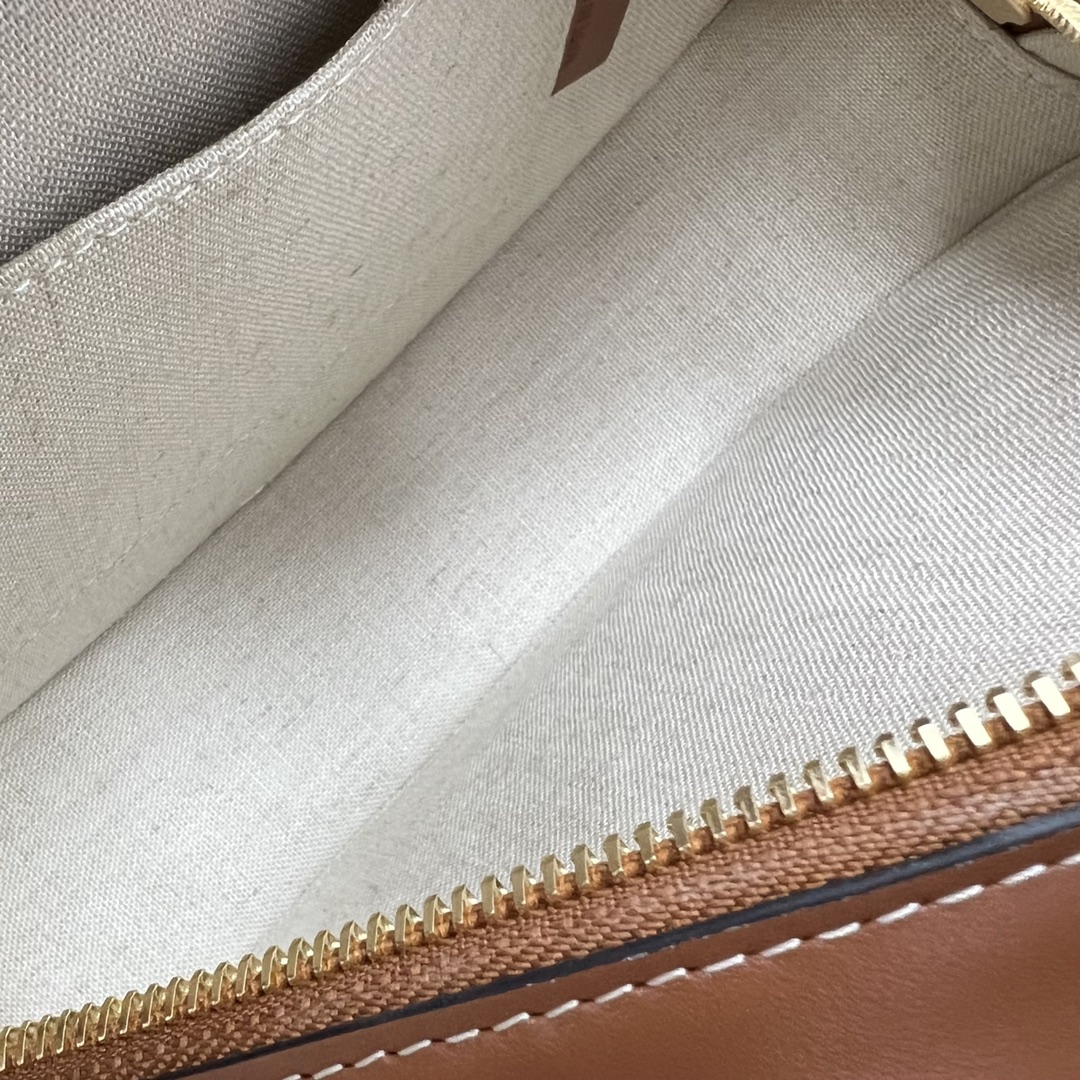 Celine Oval Bag Cuir Triomphe In Textile Natural / Tan For Women 8in/20cm 198602DU8.02NT - Soul Replicas