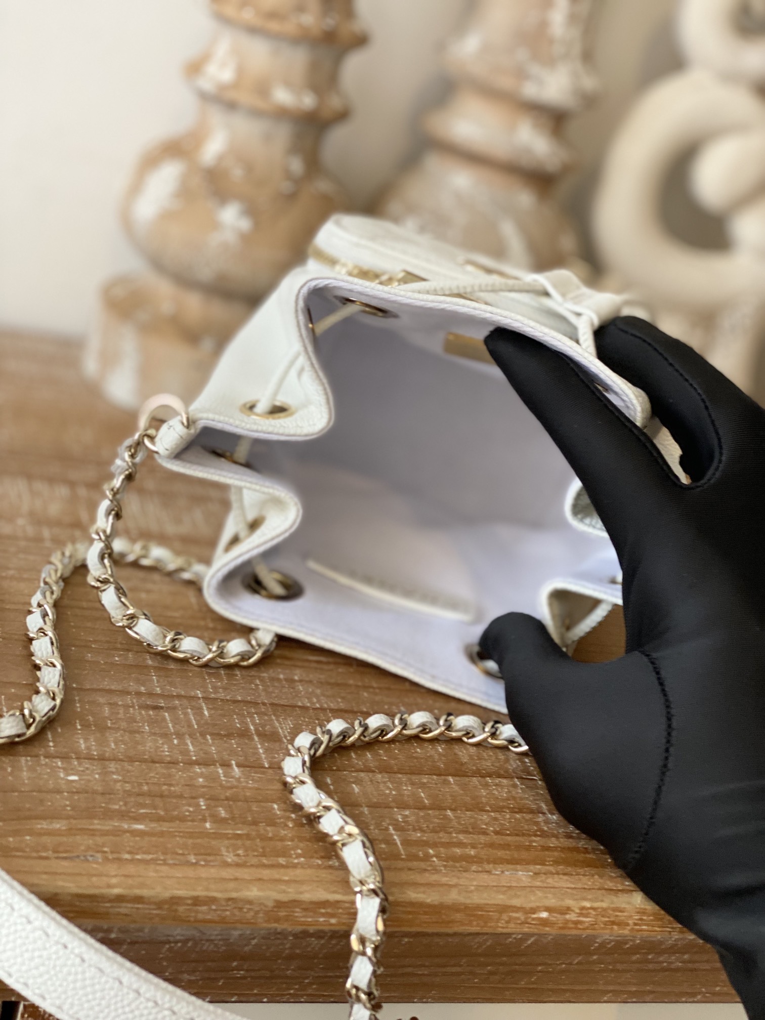 ChanelMini Bucket Bag With Strap White For Women. Women-s Bags 4.9in/12.5cm AP2913 B05052 10601 - Soul Replicas