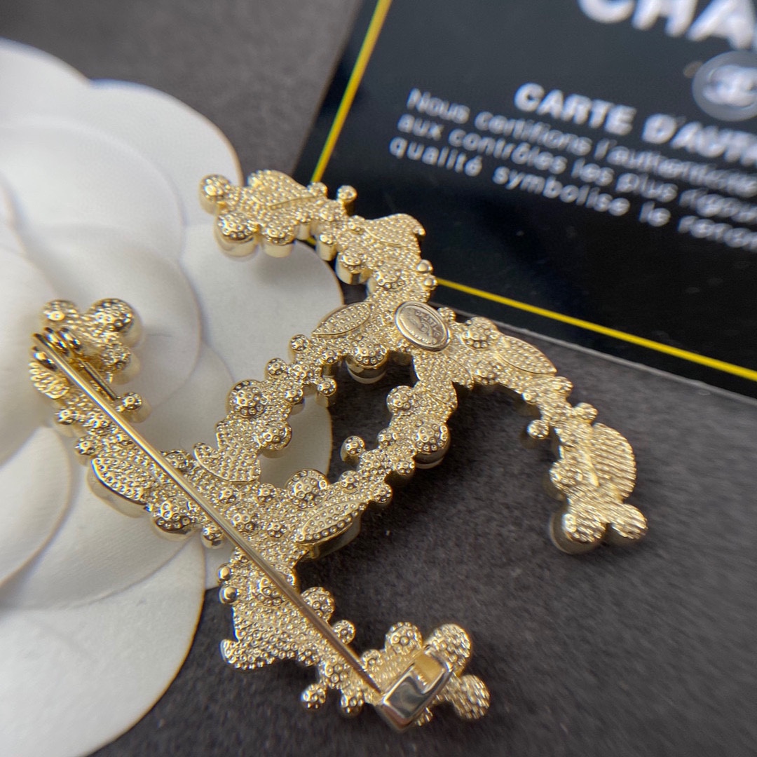 Chanel Brooch - Soul Replicas