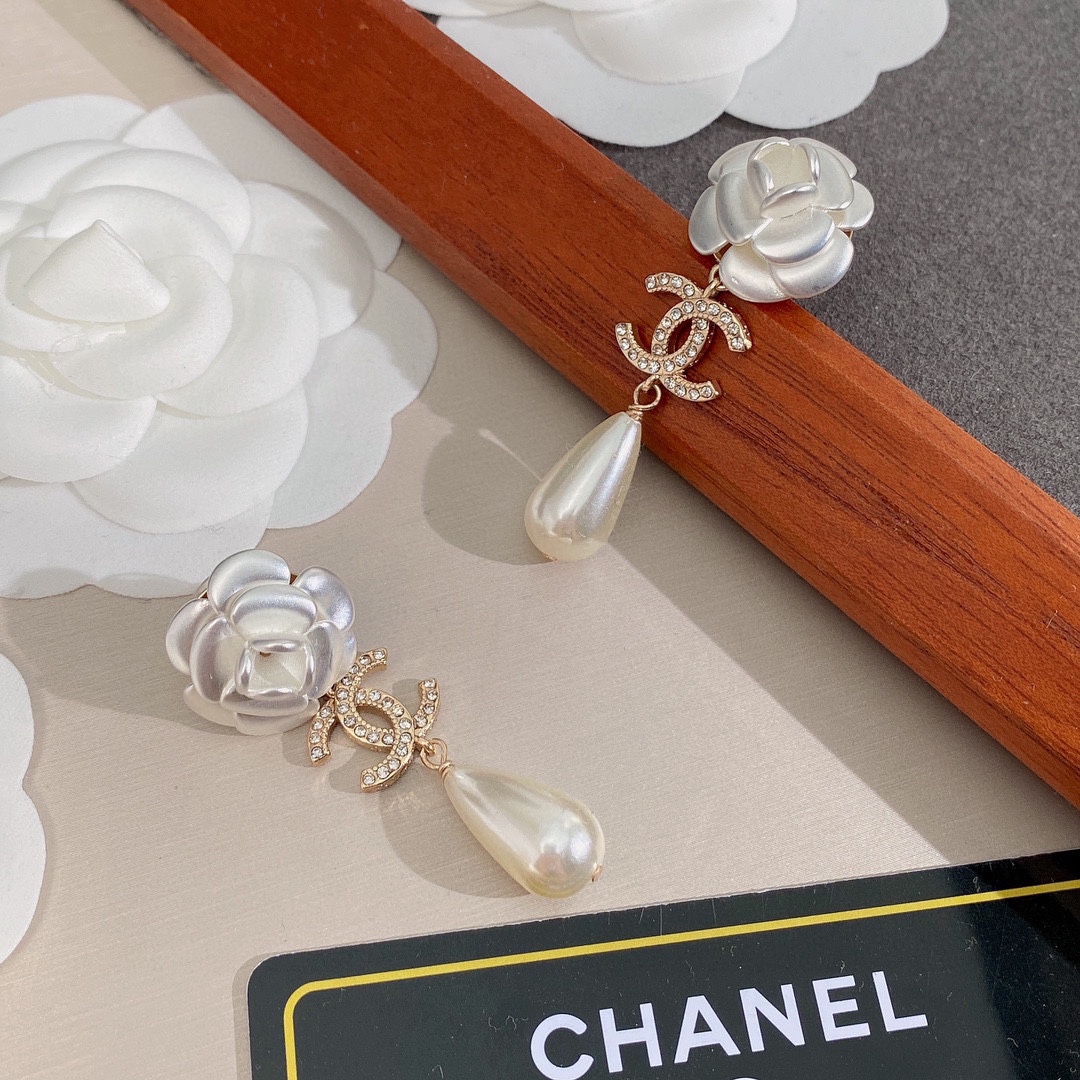 Chanel Earrings - Soul Replicas
