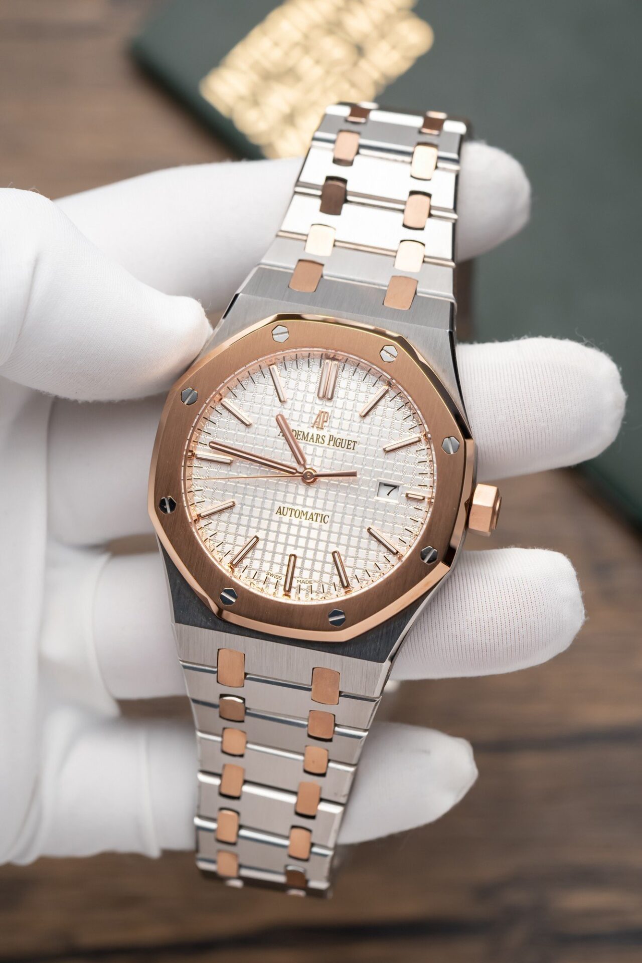 Audemars Piguet Royal Oak 15400 Demi Rose Replica Watch ZF Factory 41mm - Soul Replicas