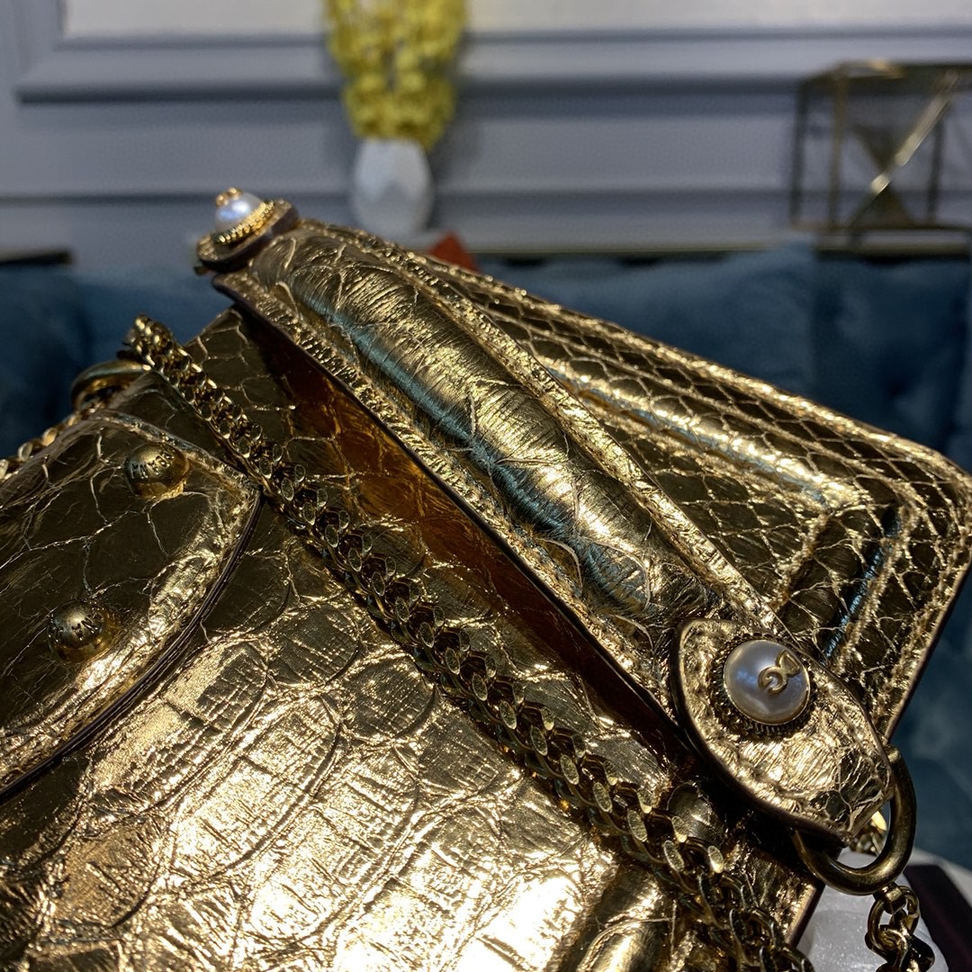 Dolce & Gabbana Medium DG Bag In Printed Solid Pattern Gold For Women 9in/23cm DG - Soul Replicas