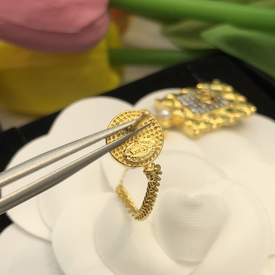 Chanel Earrings - Soul Replicas