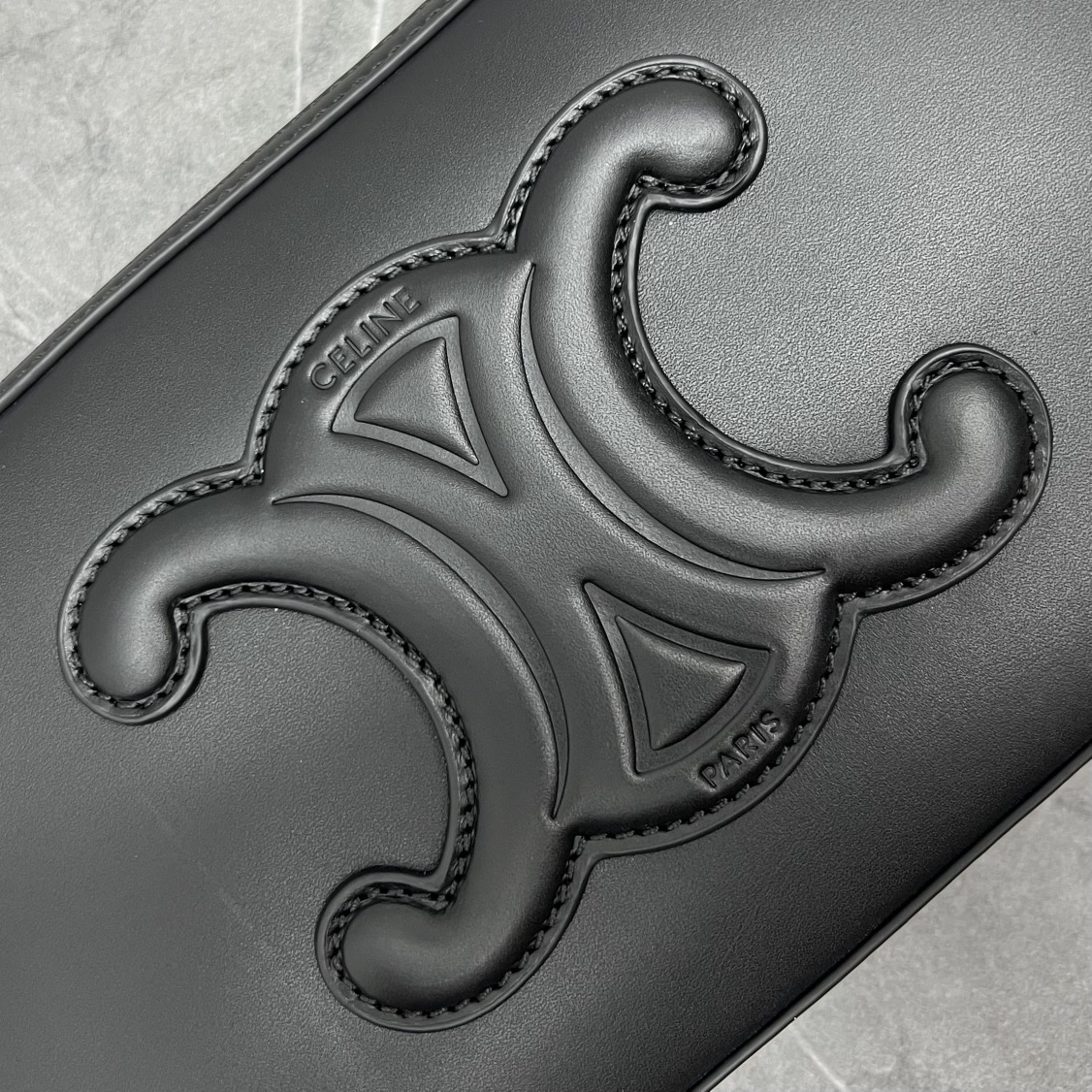 Celine Camera Shoulder Bag Cuir Triomphe Black For Women 10in/26cm - Soul Replicas