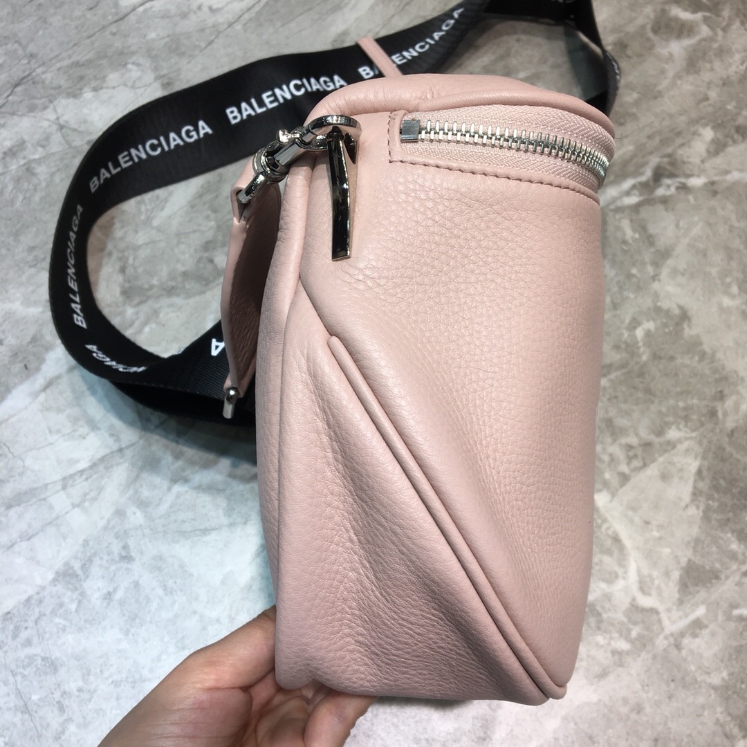 Balenciaga Sling Bag In Light Pink. For Women. Women-s Bags 9.1in/23cm - Soul Replicas