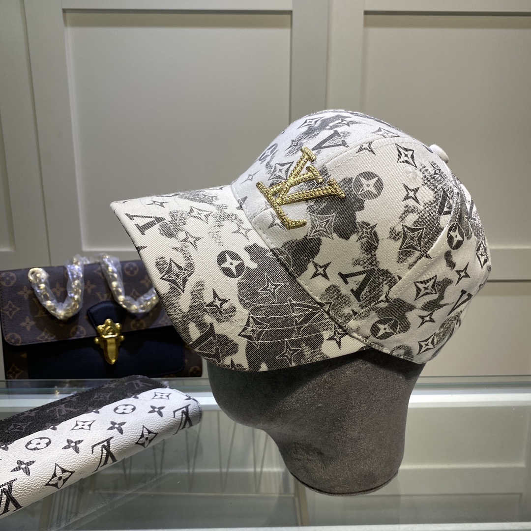 Louis Vuitton Be My Cap In Grey - Soul Replicas