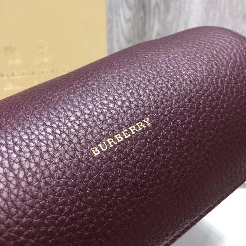 Burberry Barrel Bag Purple For Women. Women-s Bags 8.3in/21cm - Soul Replicas