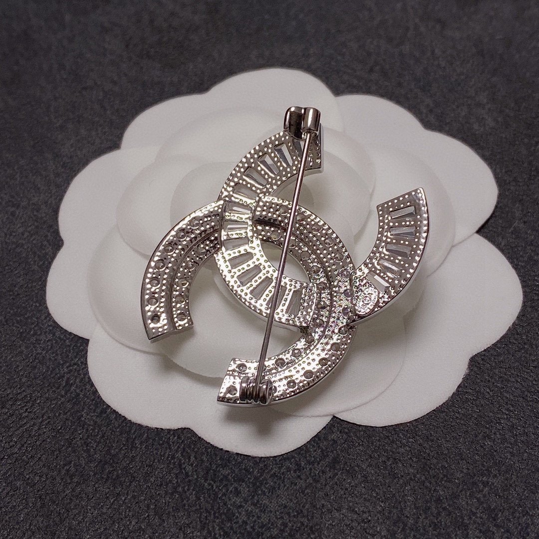 Chanel Brooch - Soul Replicas