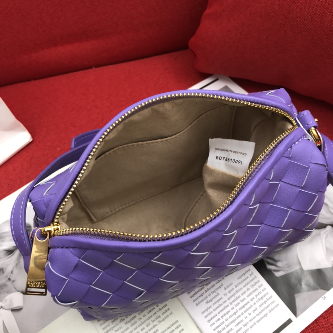 Bottega Veneta Crossbody Bag Violet. For Women. Women-s Bags 9.4in/24cm - Soul Replicas