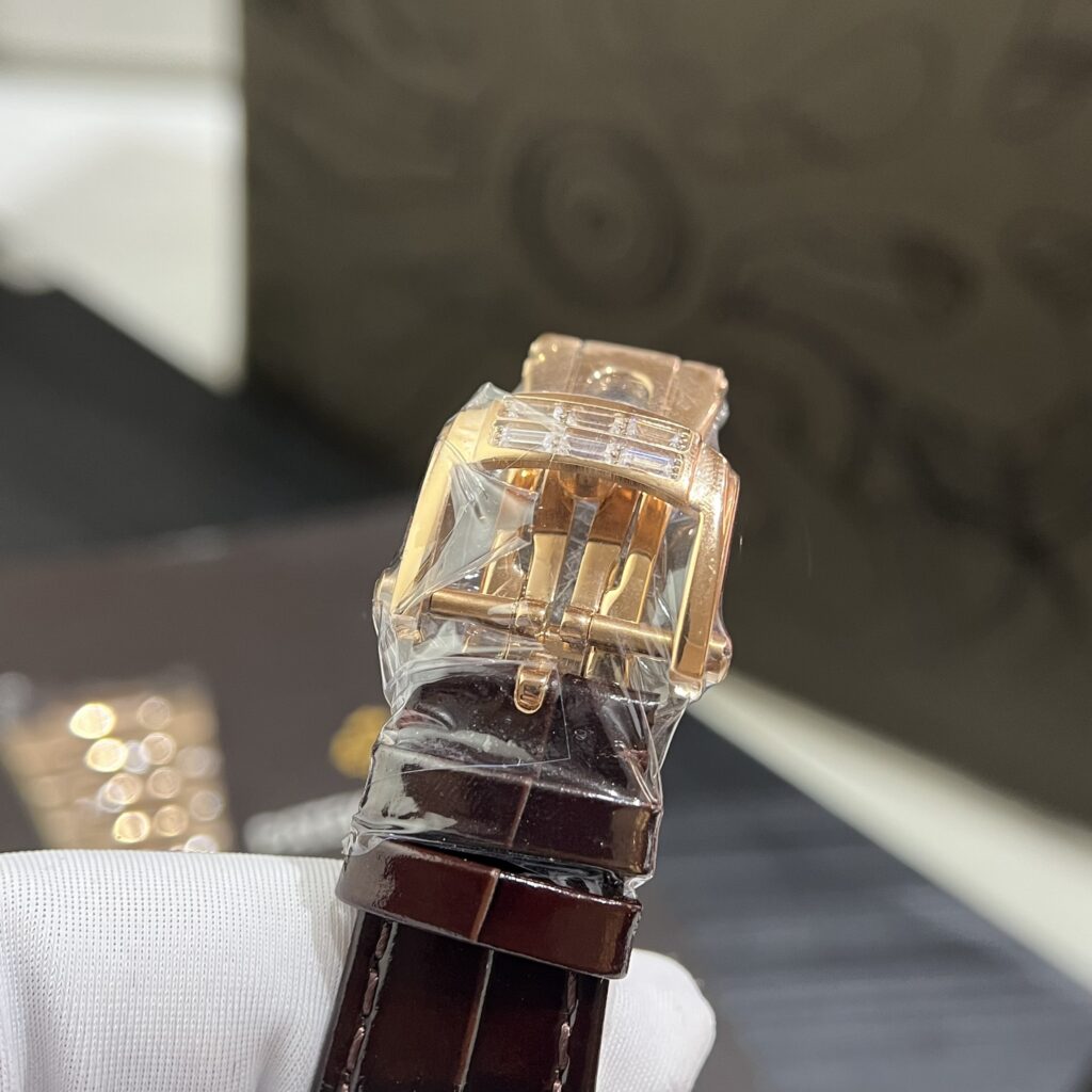 Patek Philippe Replica Watch Nautilus 5724R Gray Dial GR Factory 40mm - Soul Replicas