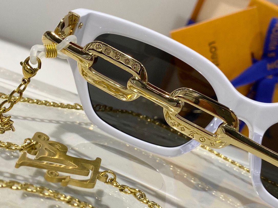 Louis Vuitton Edge Cat Eye Sunglasses - Soul Replicas