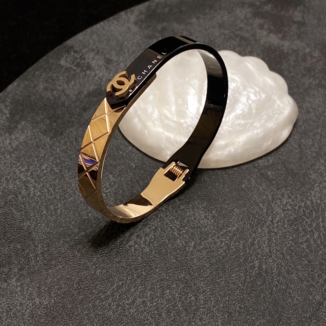 Chanel Bracelet - Soul Replicas