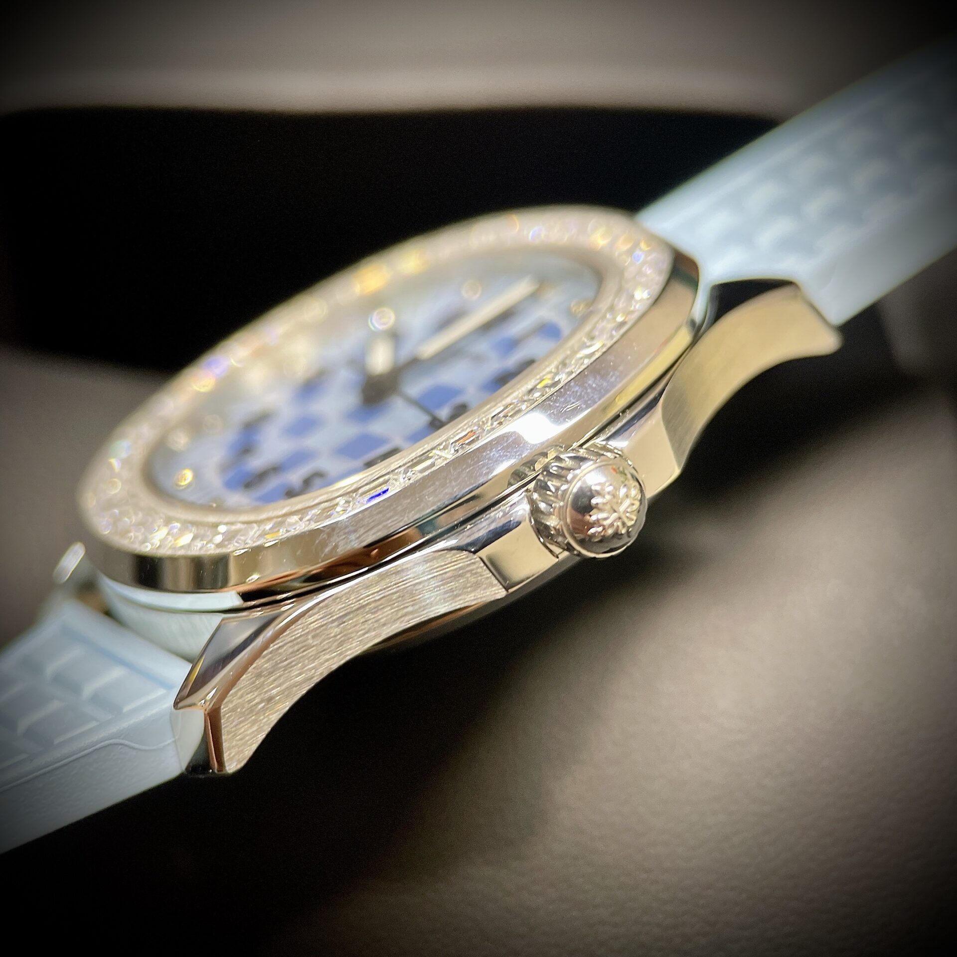 Patek Philippe Aquanaut 5072R Replica Watch Blue Diamond PP Factory 35.6mm - Soul Replicas