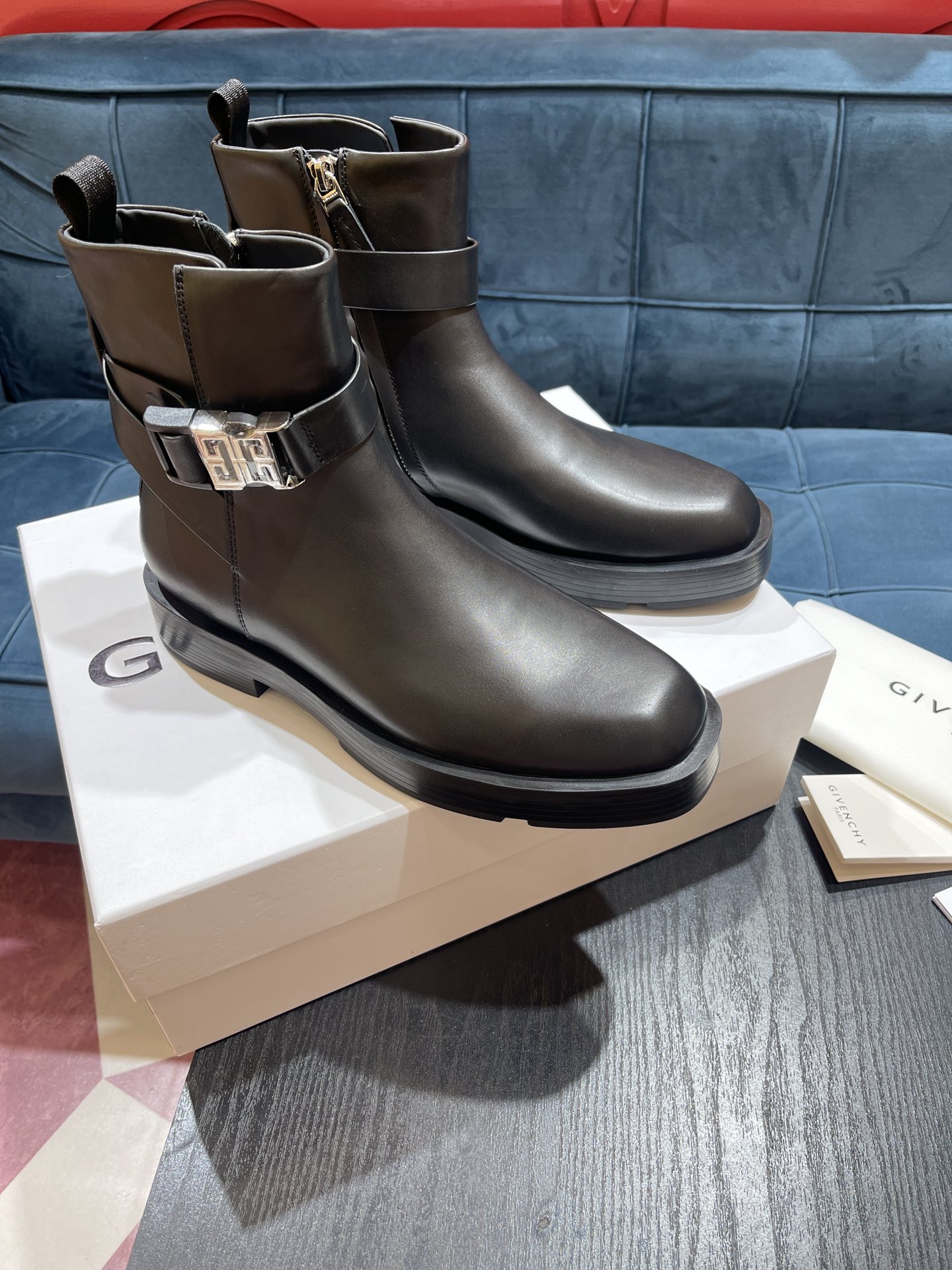 Givenchy Terra In Smooth Chelsea Boots Black For Men GVC - Soul Replicas