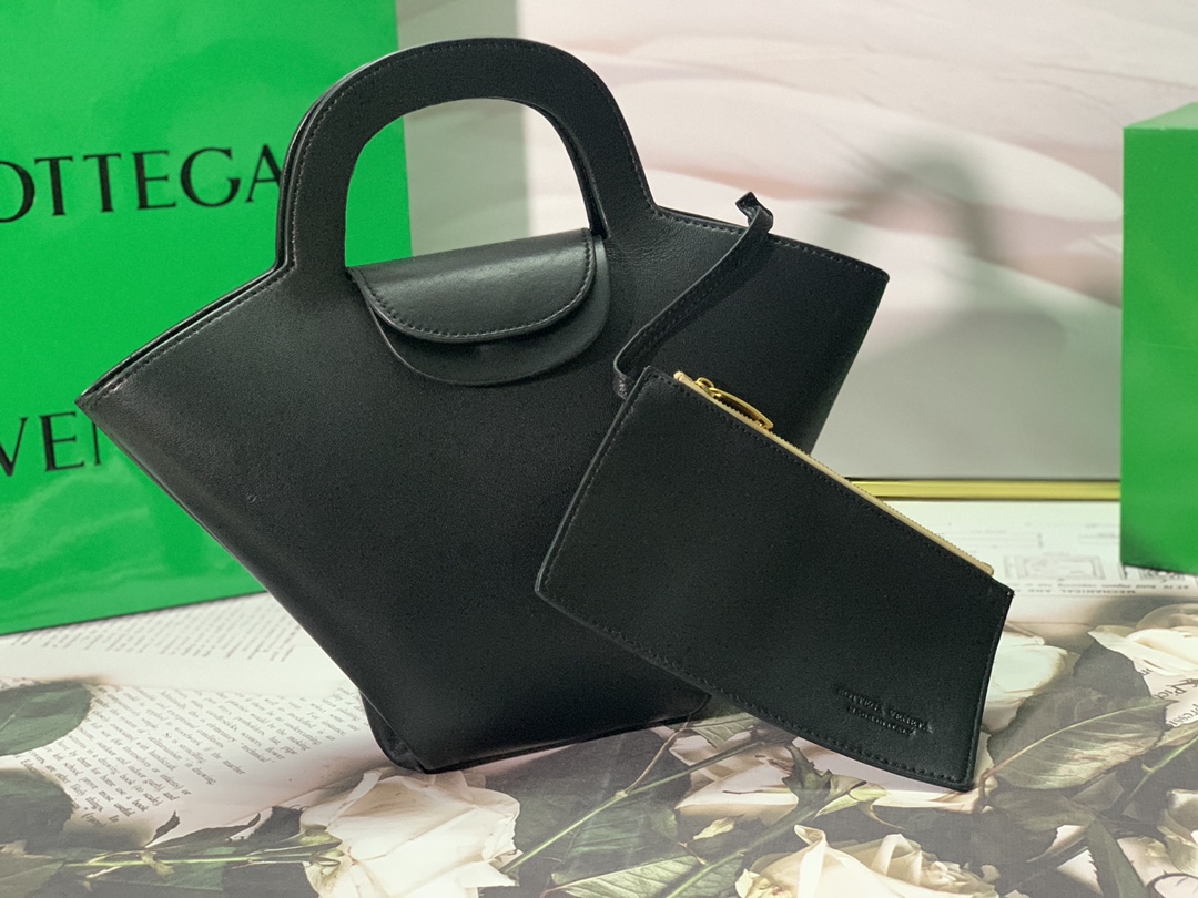 Bottega Veneta Handle Bag Black. For Women. Women's Bags 12.6in/32cm - Soul Replicas