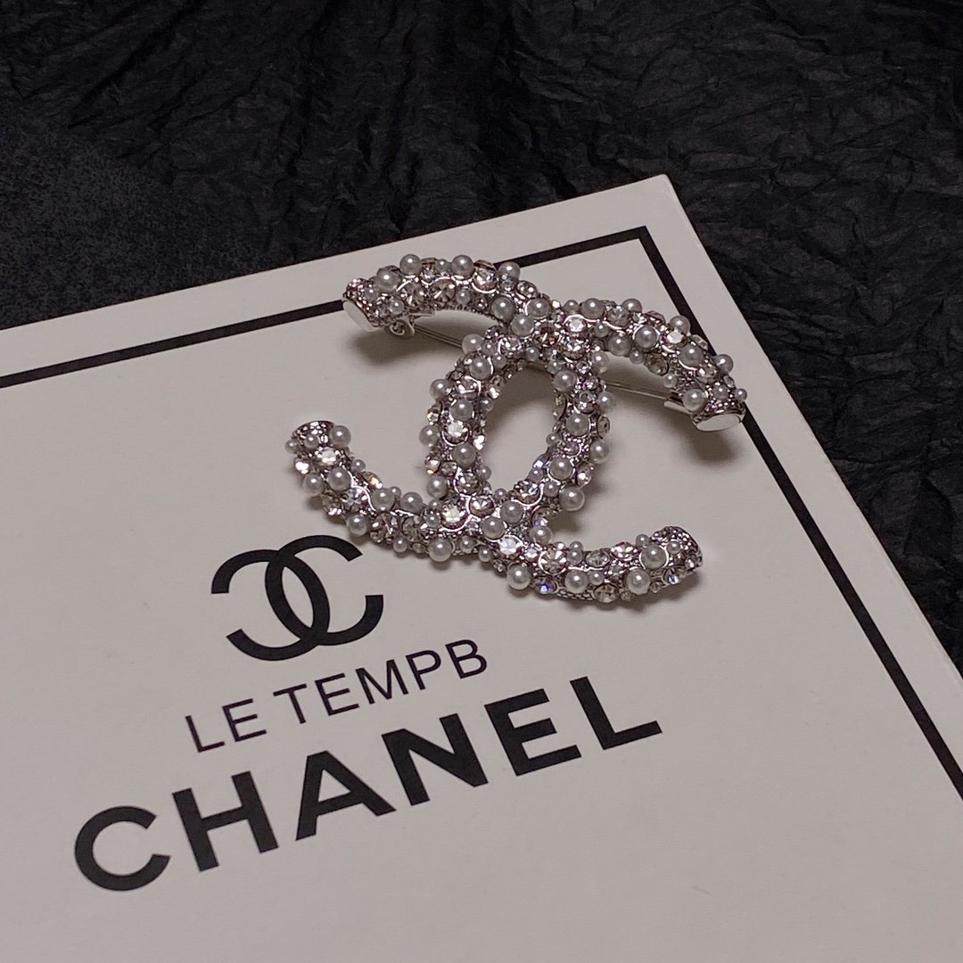 Chanel Brooch - Soul Replicas