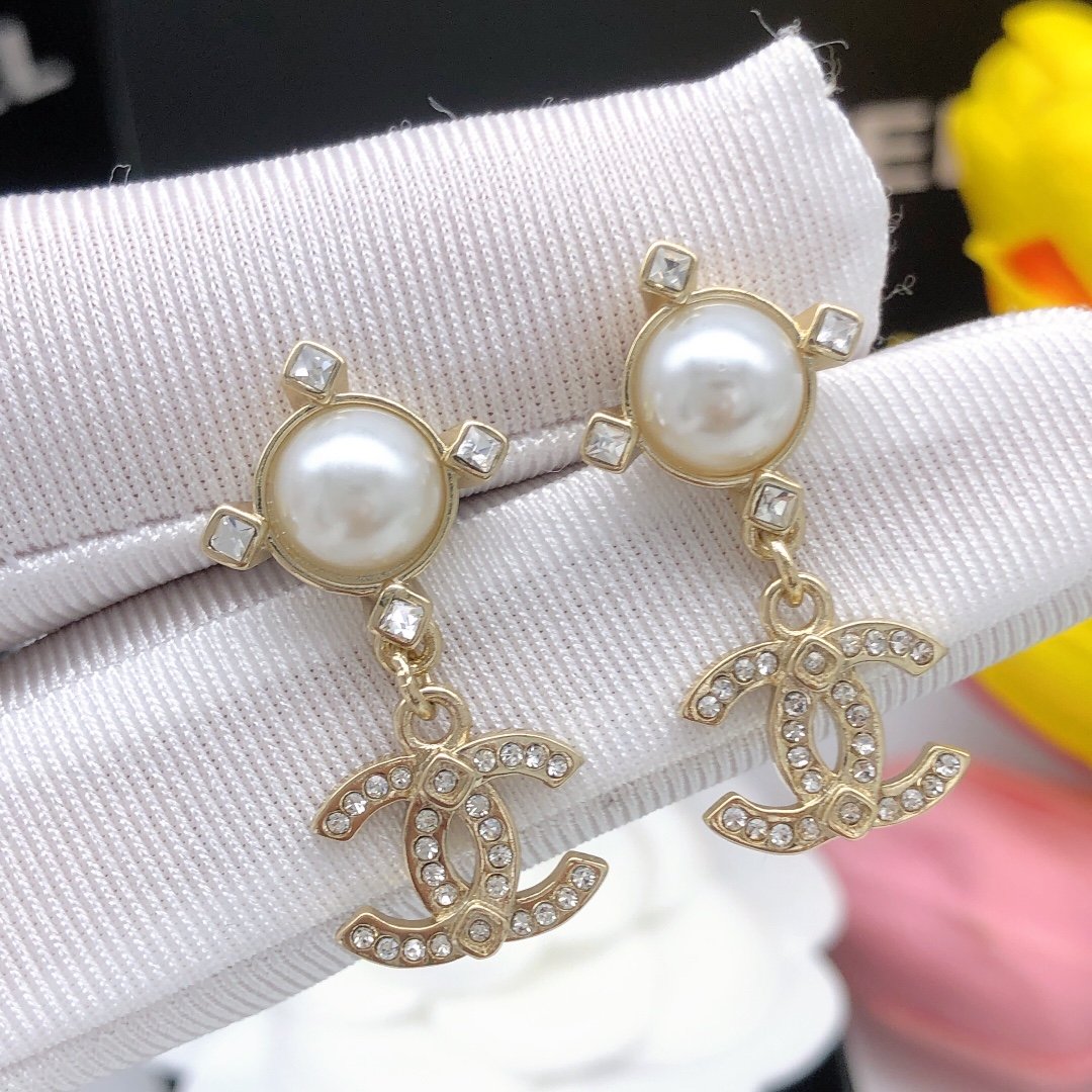 Chanel Earrings - Soul Replicas
