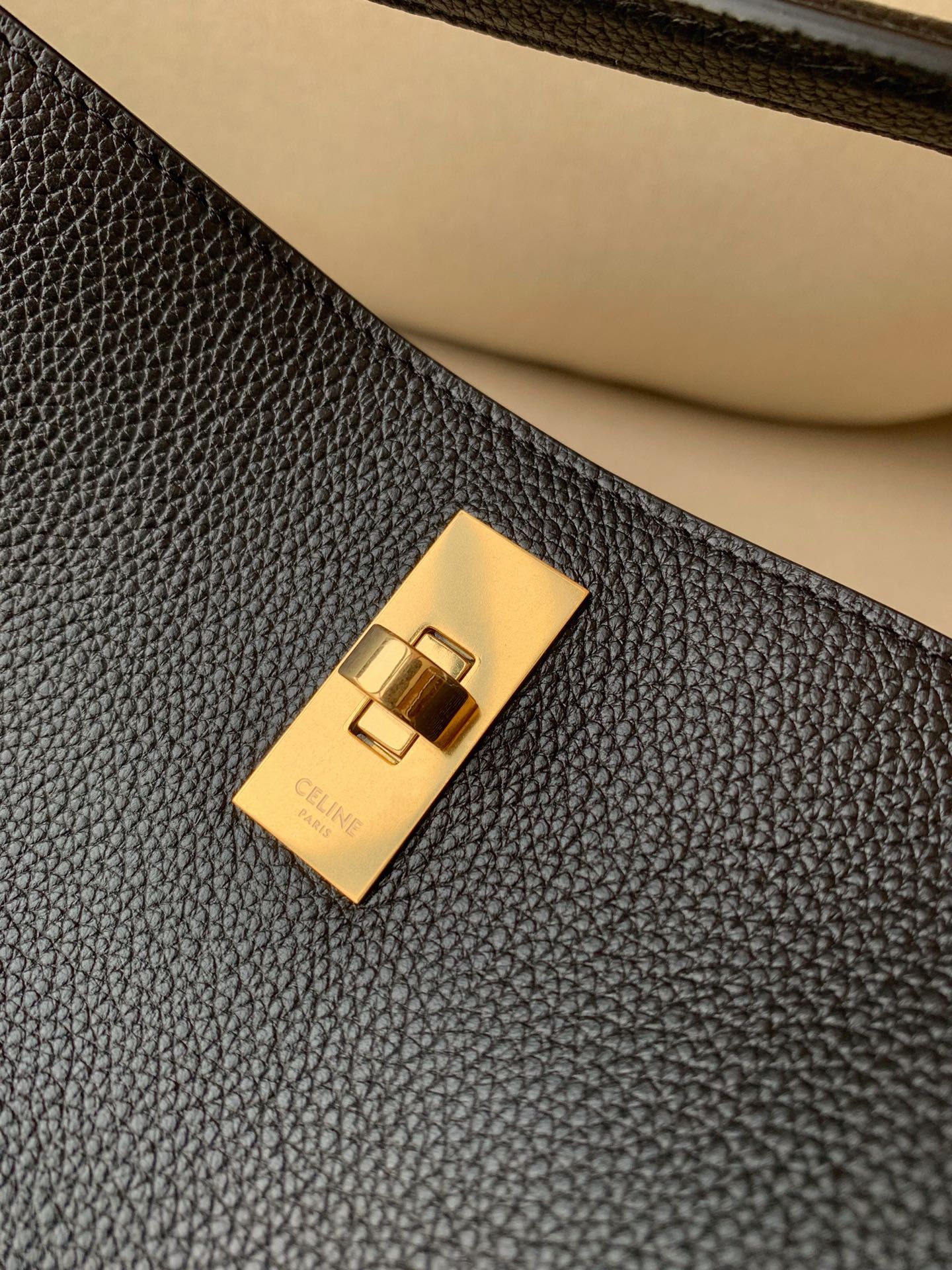 Celine Bucket 16 Bag Black For Women 10in/25cm 195573CR4.38NO - Soul Replicas