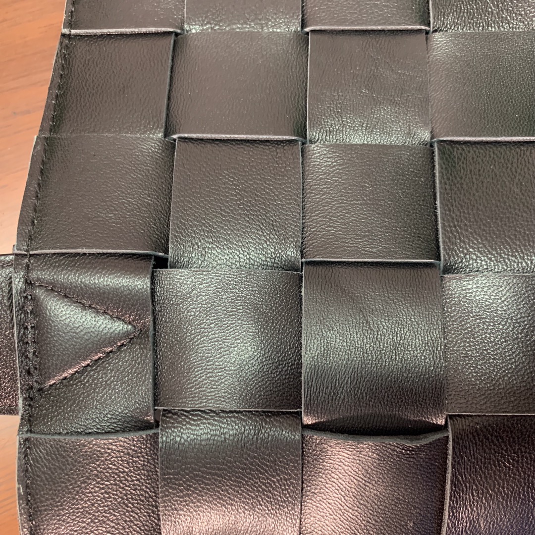 Bottega Veneta Shoulder Bag Nappa Black. For Women. Women's Bags 12.9in/33cm - Soul Replicas