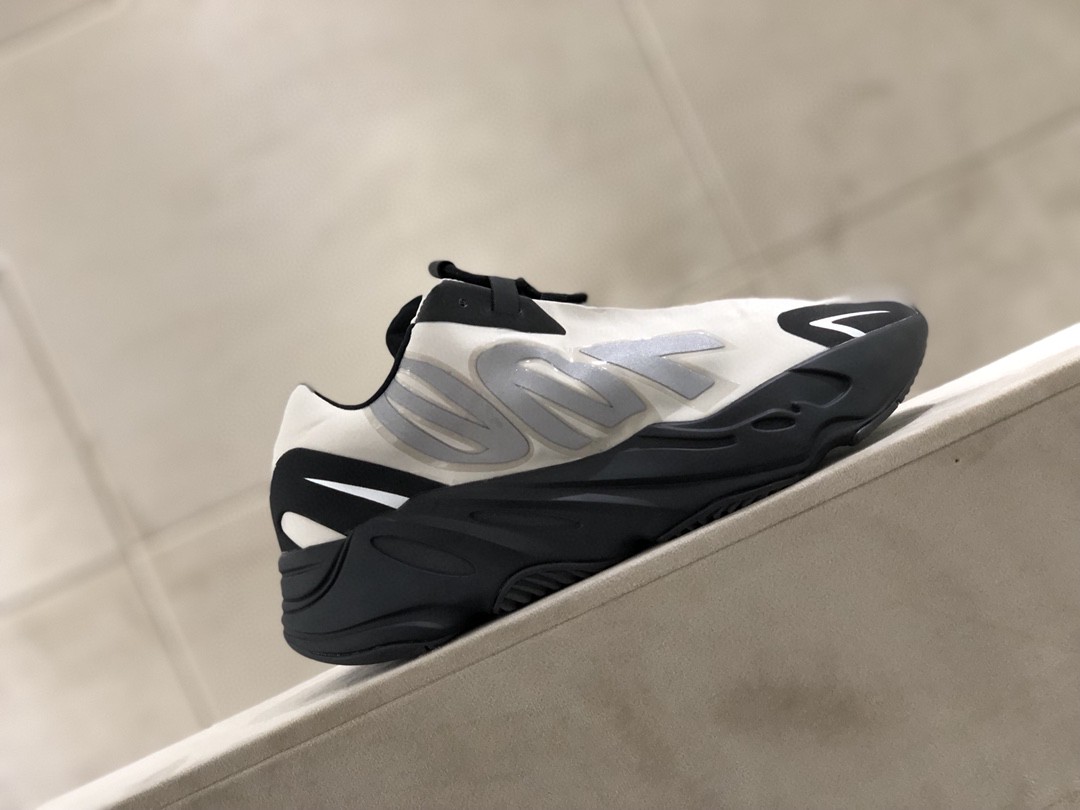 Adidas YZ Boost 700 MNVN White For Women FY3729 - Soul Replicas