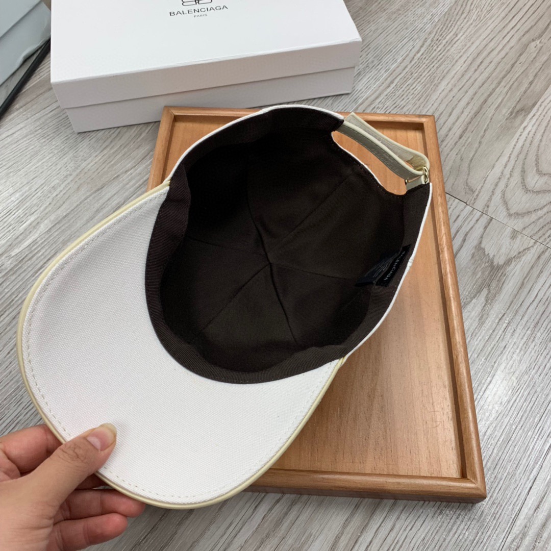 Balenciaga Logo Cap In White - Soul Replicas