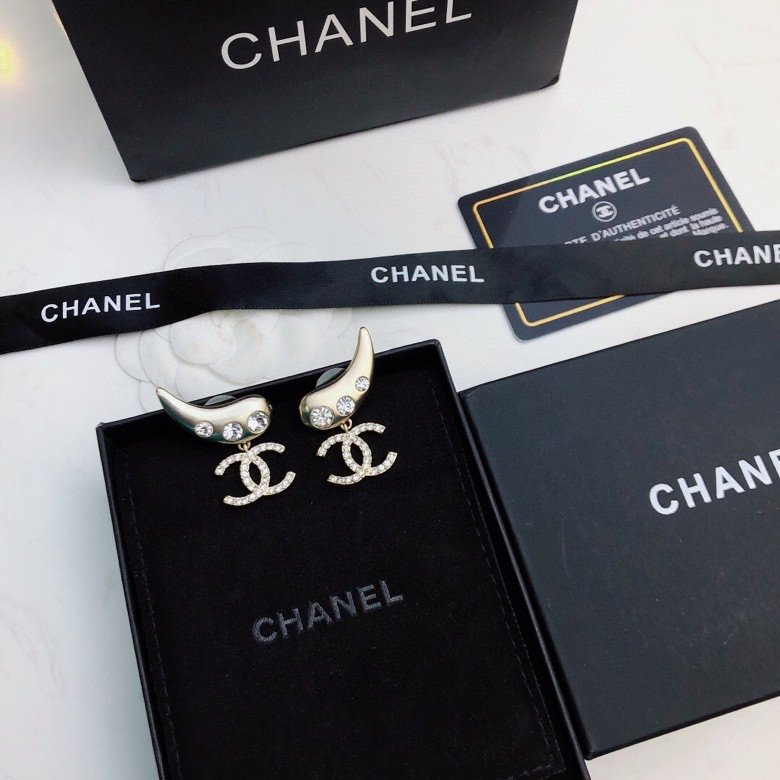 Chanel Earrings - Soul Replicas