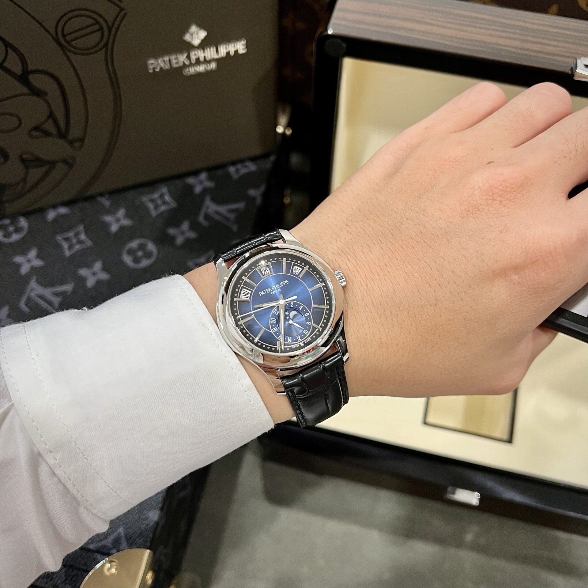 Patek Philippe Replica Watch Complications 5205G Blue Dial 40mm - Soul Replicas