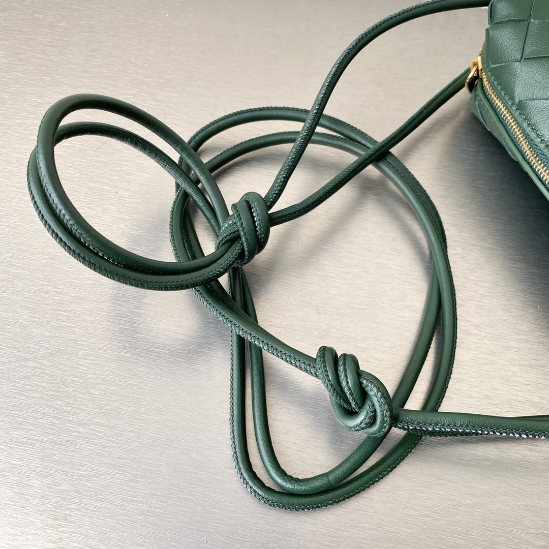 Bottega Veneta Mini Loop Camera Bag Dark Green. For Women. Women's Bags 6.7in/17cm - Soul Replicas