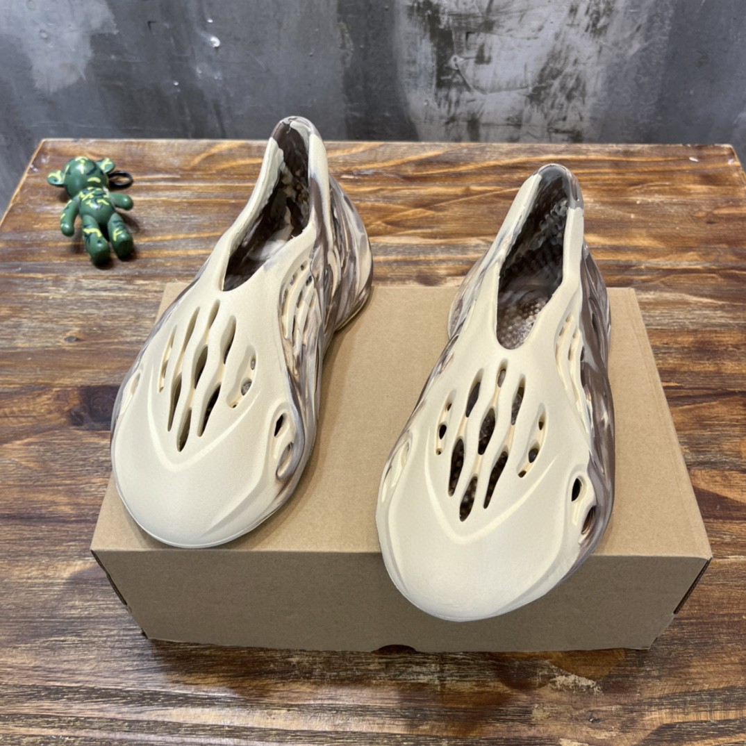 Adidas YZ Foam Runner Mix Cream Clay For Women GX8774 - Soul Replicas