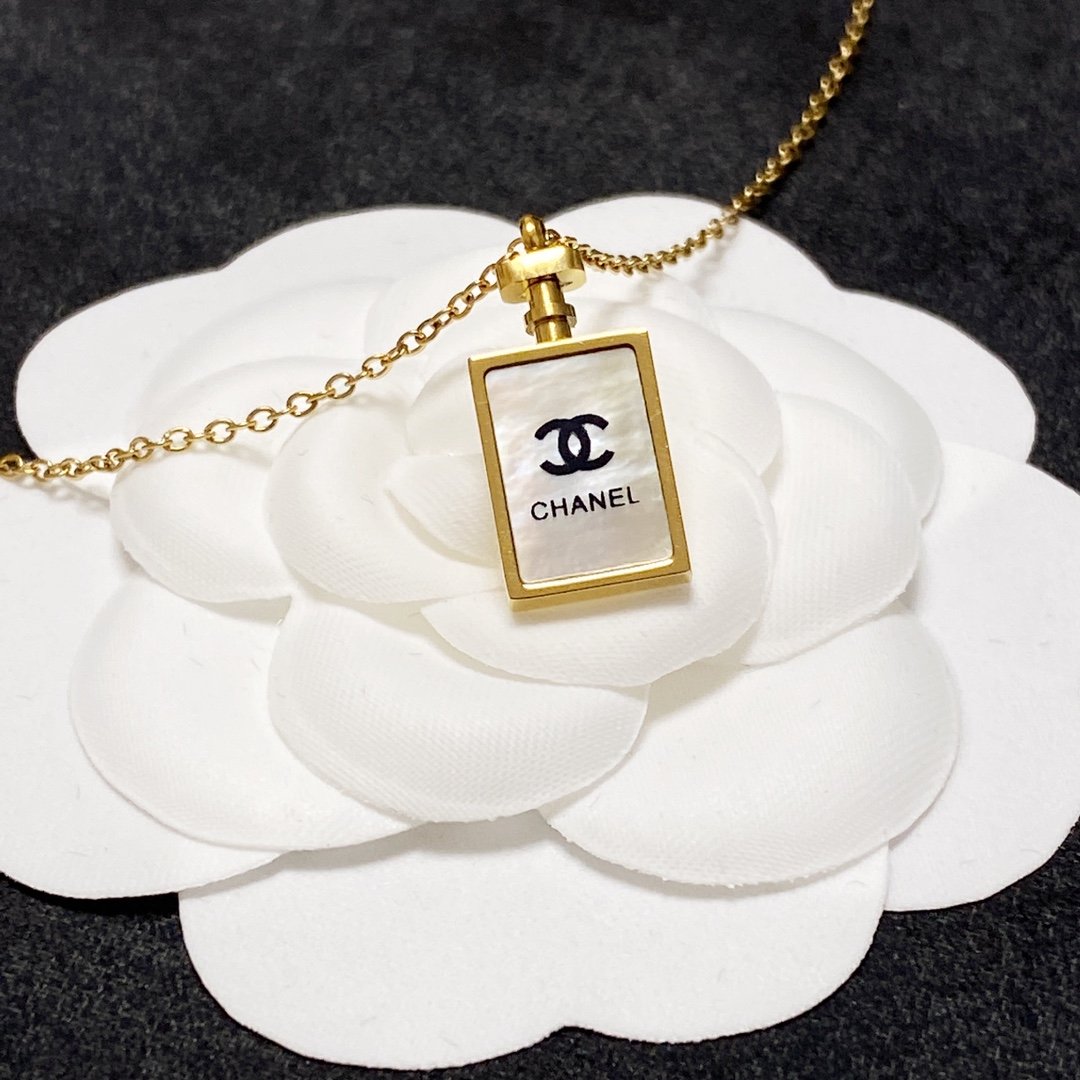 Chanel Necklace - Soul Replicas