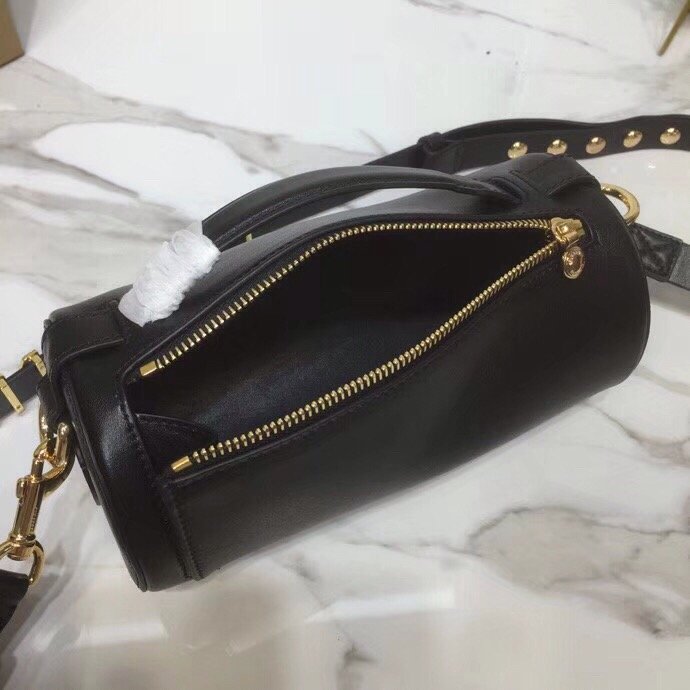 Burberry The Kingdom Motif Barrel Bag In Black For Women. Women-s Bags 8.3in/21cm - Soul Replicas