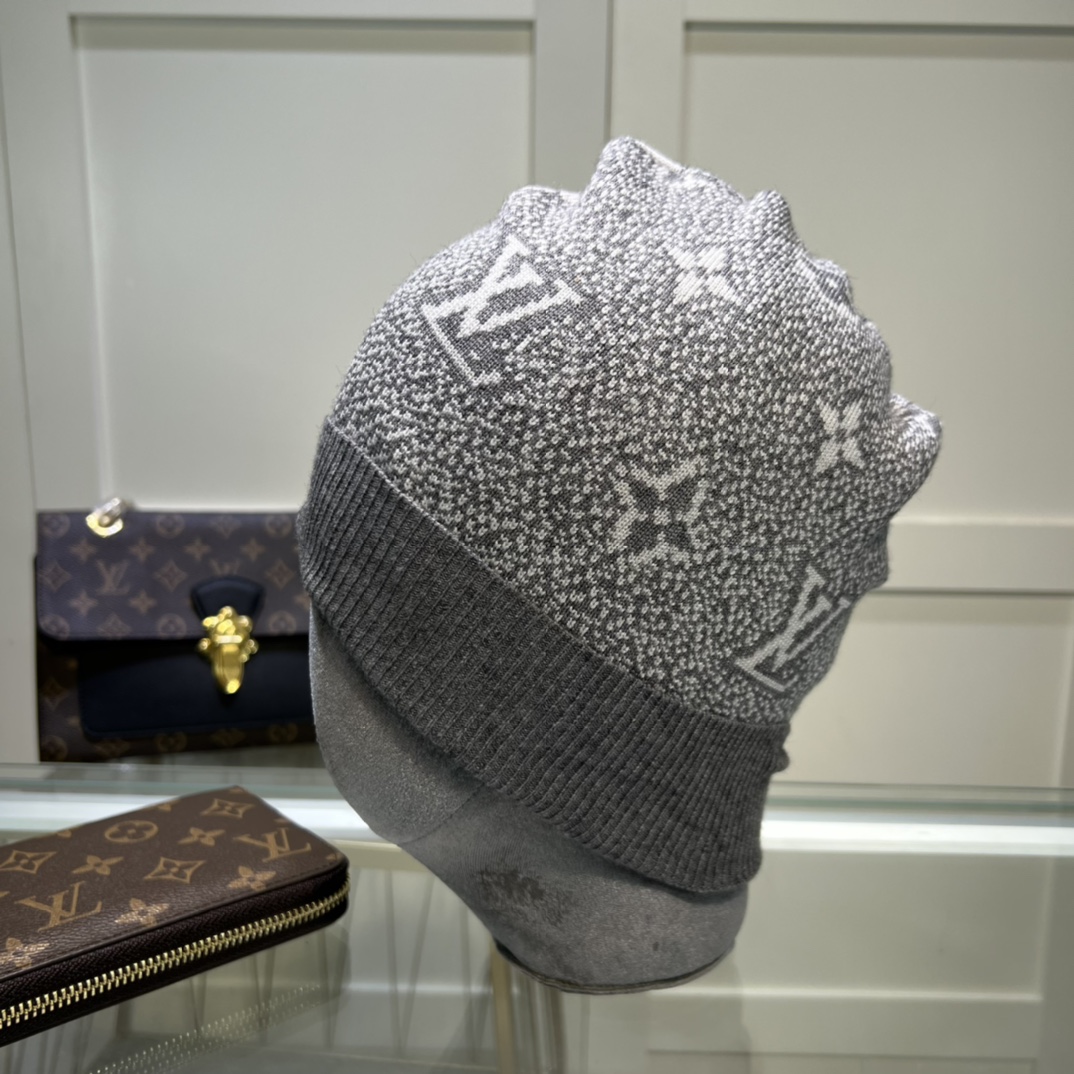 Louis Vuitton Beanie In Grey LV Headwear - Soul Replicas