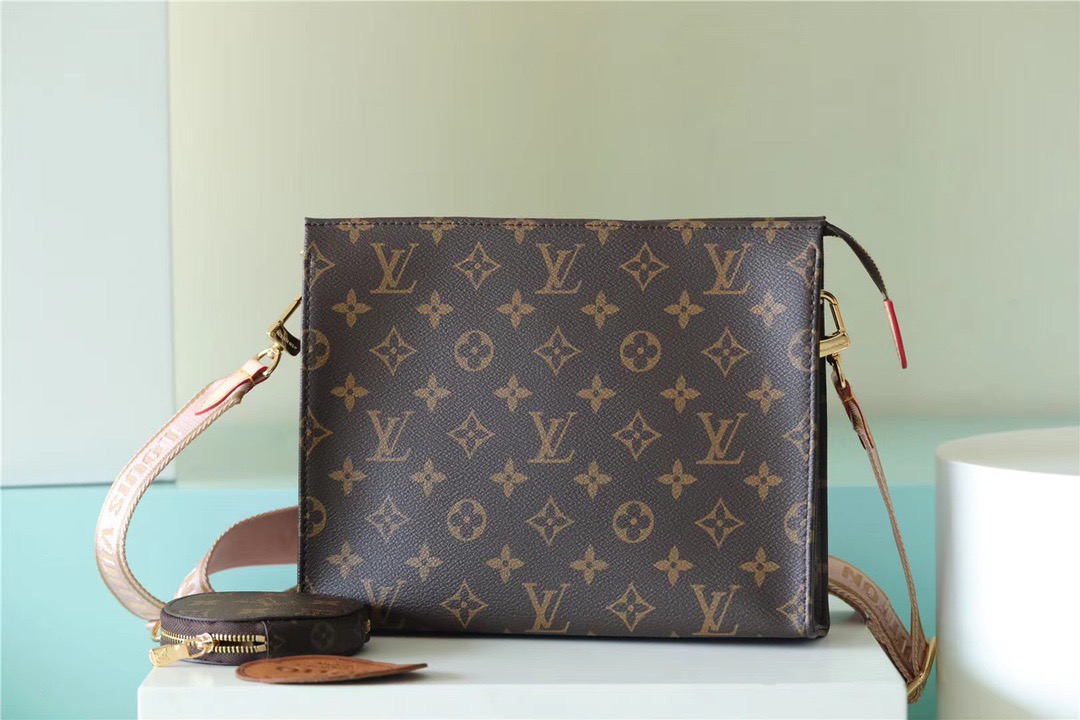 Louis Vuitton Pochette Double Monogram Canvas For Women. Women's Bags. Shoulder And Crossbody Bags 10.2in/26cm LV - Soul Replicas
