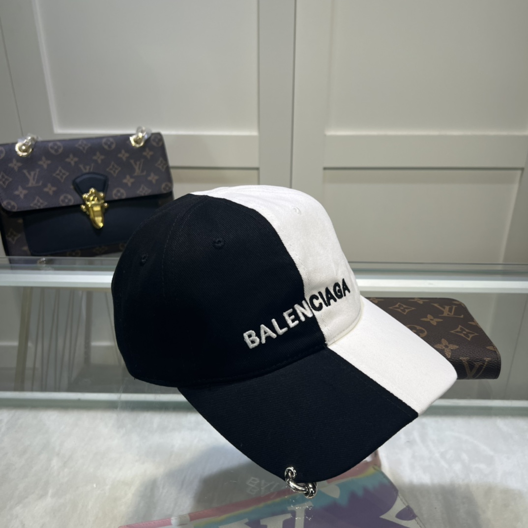 Balenciaga Logo Cap Black/White Cap - Soul Replicas