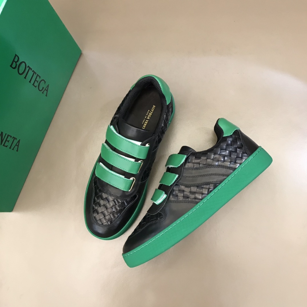 Bottega Veneta Men's Closure Straps With Wave Line Sneakers Black Green For Men - Soul Replicas