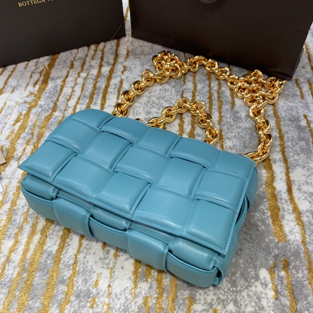 Bottega Veneta Chain Cassette Bag For Women 10.2in/26cm In Light Blue - Soul Replicas