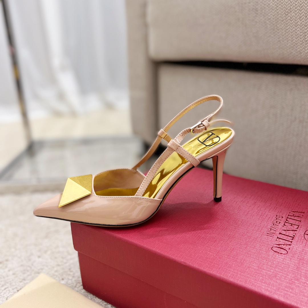 Valentino Garavani One Stud Patent Slingback Pump With Maxi Stud Light Pink For Women - Soul Replicas