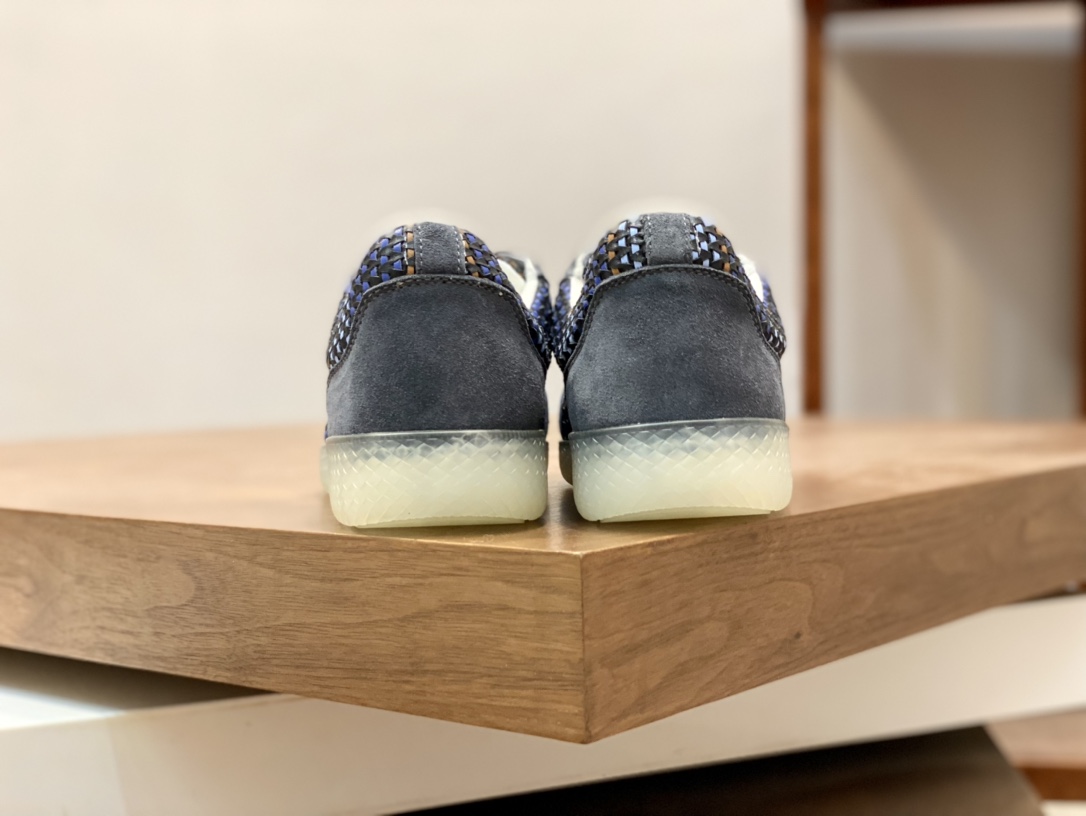 Bottega Veneta Men's Knit Sneakers Blue For Men - Soul Replicas