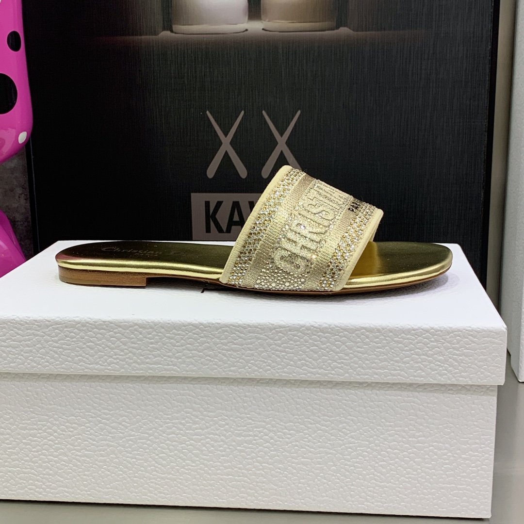 Christian Dior Women's Dway Slide Gold For Women CD - Soul Replicas