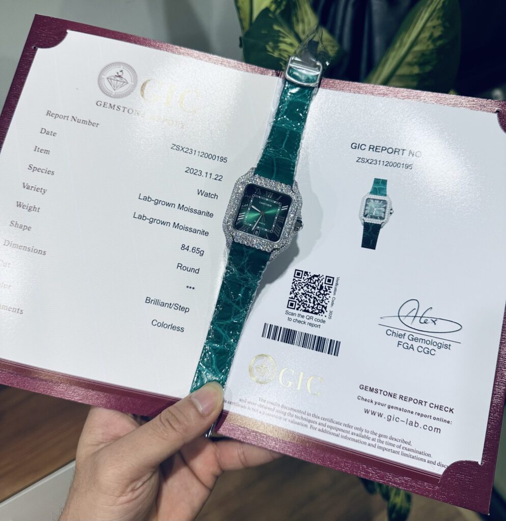 Cartier Santos With Green Moissanite Replica Watch 39.8mm - Soul Replicas