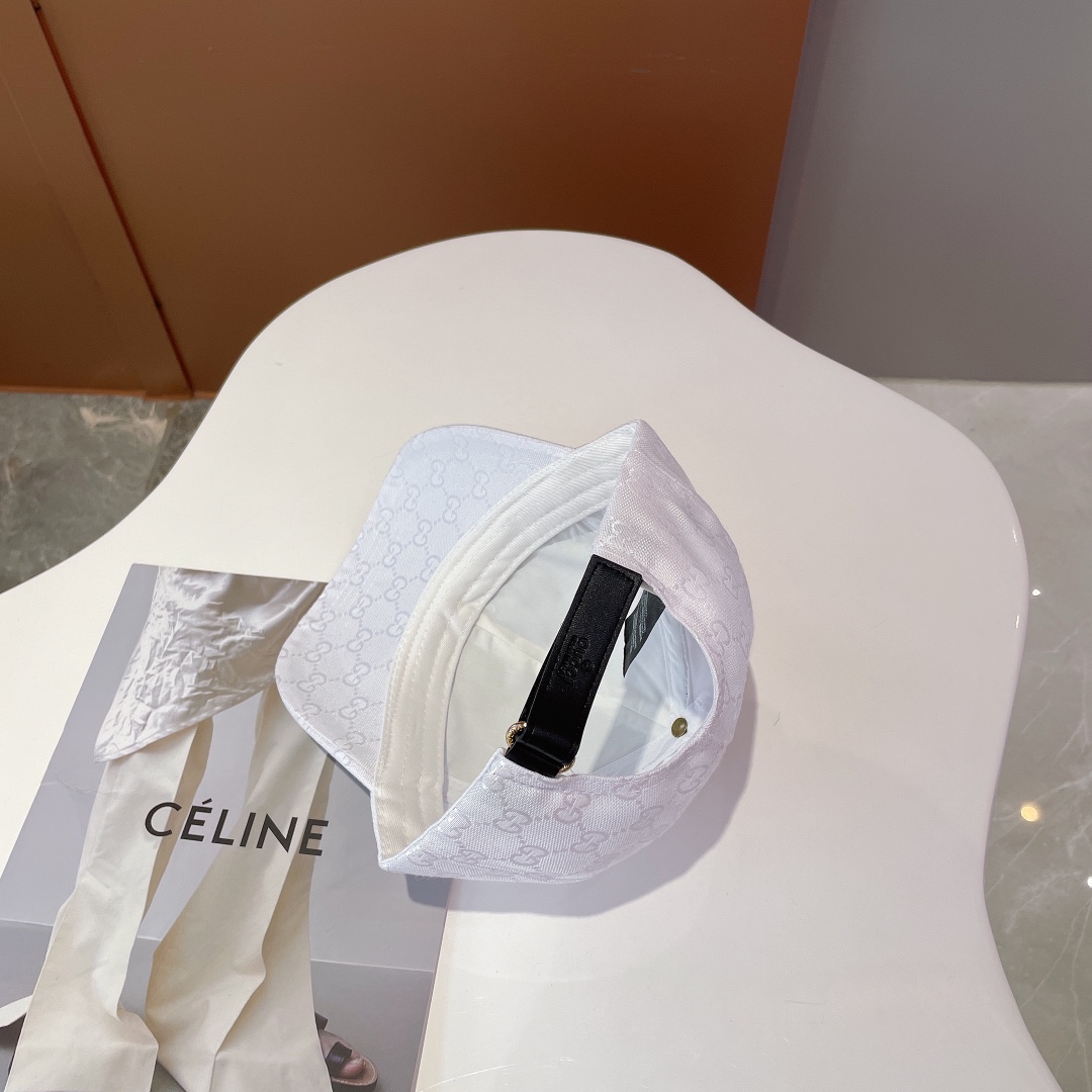 Gucci Canvas Baseball Hat With Horsebit White Gucci Hat - Soul Replicas