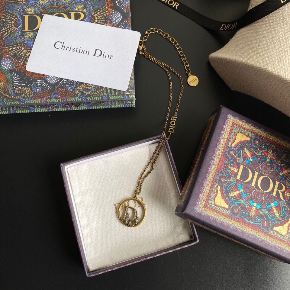Dior Necklace - Soul Replicas